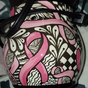 Scentsy Ribbons of Hope Pink and White Warmer